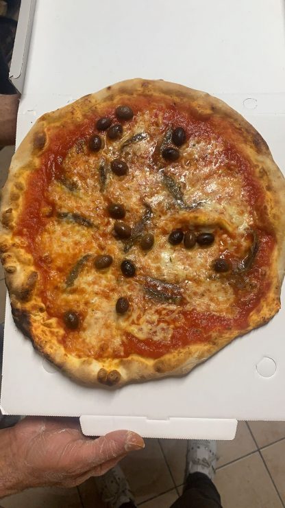Pizza Pazza pizza Napoletana