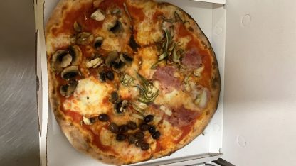 Pizza Pazza pizza Quattro Stagioni